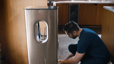 一臺神奇的飲水機～從空氣中取水，還是淨化器和除溼機