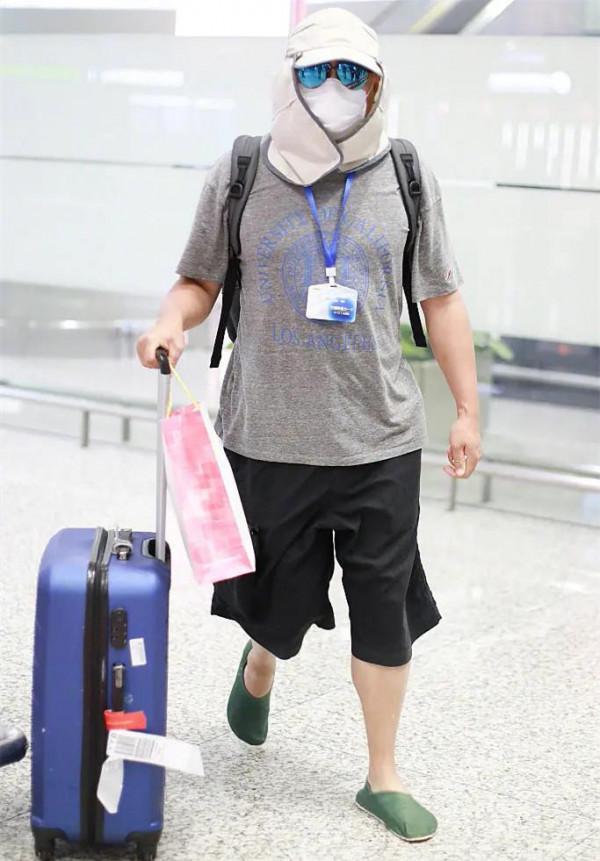 明星造型“尷尬史”:有人像荷包蛋,有人醜似女巫,有人老10歲 明星造型“尷尬史”:有人像荷包蛋,有人醜似女巫,有人老10歲