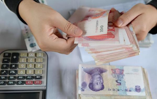 想“吃利息”生活?需要在銀行存多少錢,每月才能有6726元利息? 想“吃利息”生活?需要在銀行存多少錢,每月才能有6726元利息?