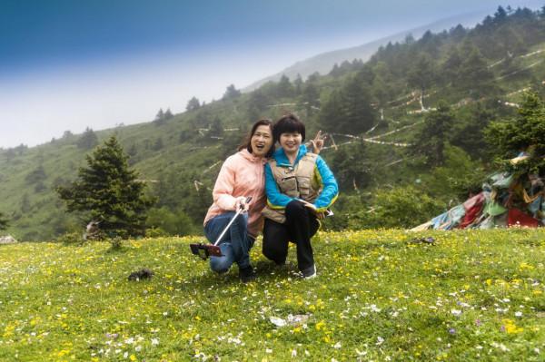 自駕西藏，路過仙境般紅石灘和翻越4298米高的折多山感受分享