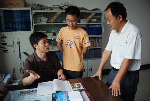 經過十年調查“學霸”後發現：父母的職業才是孩子真正的起跑線