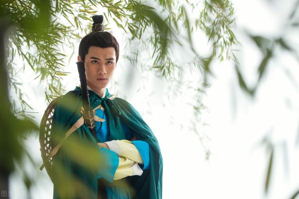 民間故事:乞丐被收留,他要睡床上,讓主人睡床下,主人感激不盡 民間故事:乞丐被收留,他要睡床上,讓主人睡床下,主人感激不盡