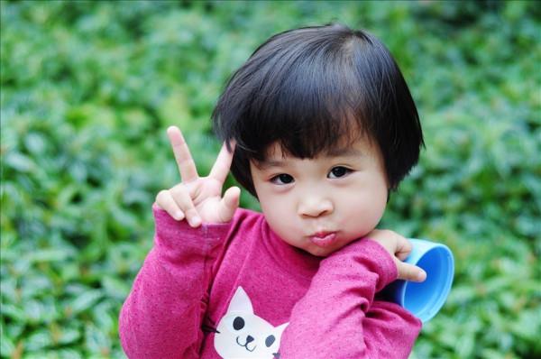 2歲寶寶語言大爆發，得益於媽媽堅持做3件事，方法值得父母借鑑