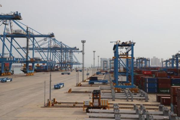 又一次領先！全球首個無人碼頭落戶中國，技術實力反超20年？