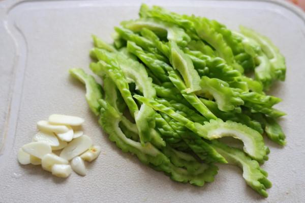 秋天，晚餐要多吃這道素菜，清淡爽口低油低脂，常吃身體更健康