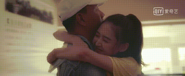 父親一句話讓人淚目?《生活萬歲》的煙火氣令人直呼:代入感太強 父親一句話讓人淚目?《生活萬歲》的煙火氣令人直呼:代入感太強