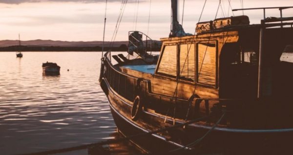 個性簡單永遠笑臉面對生活十分善良的三生肖