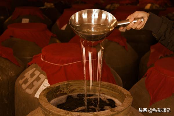 超市4款廉價酒,普通人看不上,行家卻當寶,都是不可多得的純釀 超市4款廉價酒,普通人看不上,行家卻當寶,都是不可多得的純釀