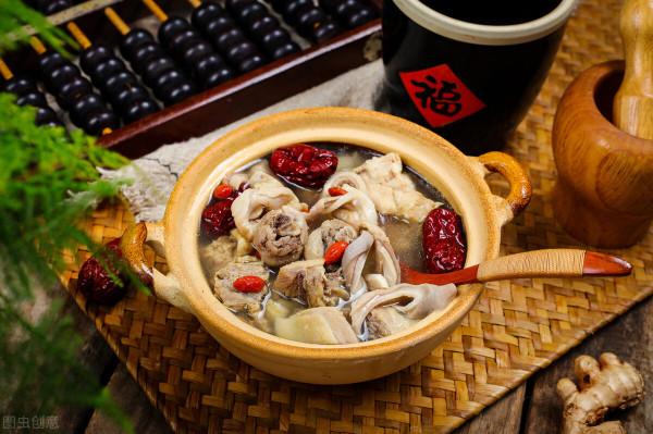 火鍋季:教你自制7款家庭版火鍋湯底,乾淨衛生有營養,人人誇好 火鍋季:教你自制7款家庭版火鍋湯底,乾淨衛生有營養,人人誇好