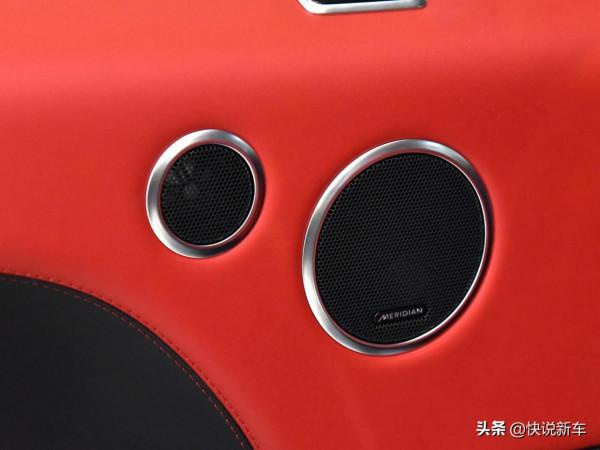 3.0T+直列六缸，軸距超2.9米，帶你看攬勝運動版