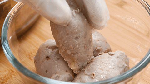 這做法還是頭回見!一捏就好,軟糯頂飽,5塊錢做一大盤 這做法還是頭回見!一捏就好,軟糯頂飽,5塊錢做一大盤