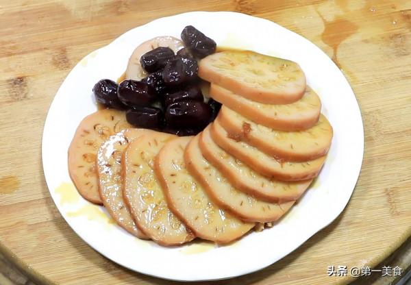 一節蓮藕,一把糯米,廚師長分享江米灌藕家庭版,香甜軟糯吃不膩 一節蓮藕,一把糯米,廚師長分享江米灌藕家庭版,香甜軟糯吃不膩