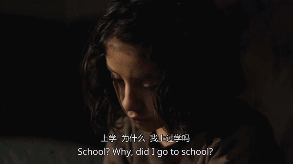 世紀十佳這麼生猛？親生女兒被扔出窗外，暴怒父親還不讓妹妹上學