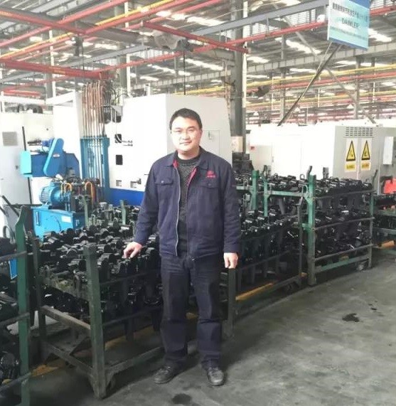 膜拜！湖北2名本科生研究成果獲國際專利，解決戶外用電問題