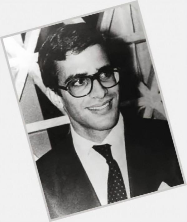 24歲獨子死於空難,希臘船王痛不欲生,執意將屍體冷凍,重金懸賞 24歲獨子死於空難,希臘船王痛不欲生,執意將屍體冷凍,重金懸賞