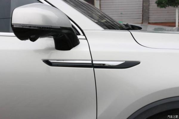 出門自駕，還是要這輛X7舒適一些