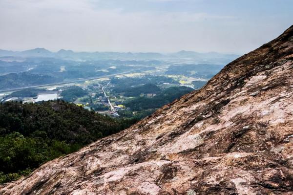 浙江又一景區走紅,幾百年的母子樟樹,距衢州市只有30公里 浙江又一景區走紅,幾百年的母子樟樹,距衢州市只有30公里
