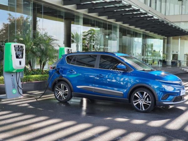 續航里程300公里 越南首款國產純電動車VF e34上市售約合19.4萬元