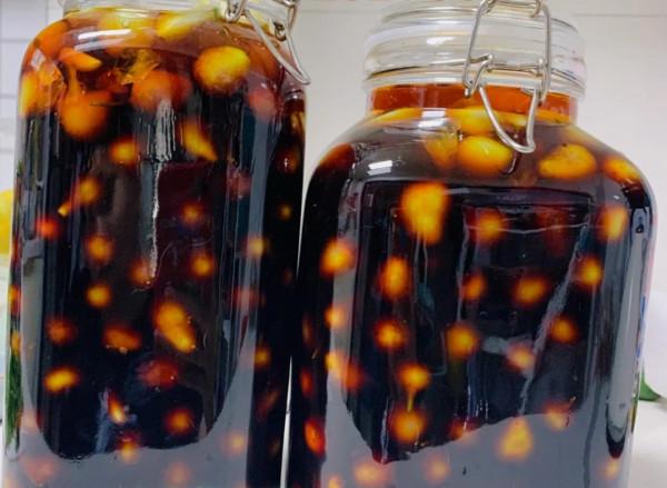 醬泡五彩椒怎樣做脆辣入味不軟癟？醬香濃郁，好吃到能當零食吃