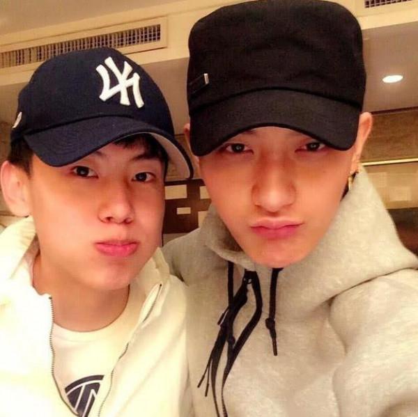 黃子韜：成名後不忘本，把啞巴發小留身邊，還出錢給他開咖啡店