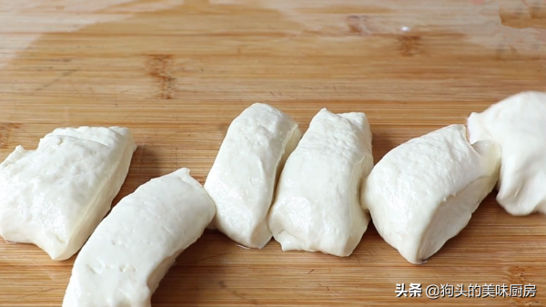 麵食像我這樣做，不揉麵不擀麵，省時省力，皮薄大餡，一口滿嘴香