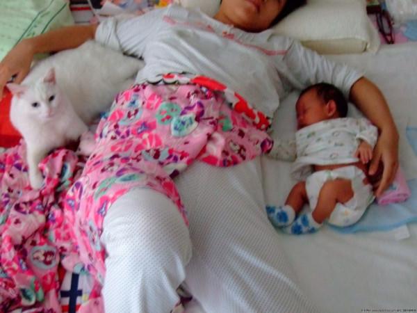 產婦生完孩子一個星期內，身體這兩個部位的變化最大，不是肚子