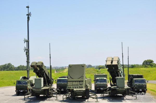 我軍跨海對抗演習，直19大顯神威，成功干擾&OpenCurlyDoubleQuote;敵方&rdquo;防空導彈系統