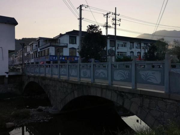 摩托周邊旮旯遊之“官莊篇”3——夜話官莊 摩托周邊旮旯遊之“官莊篇”3——夜話官莊