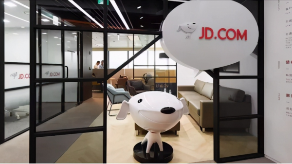 不知妻美劉強東的三段感情和四個女人，每一個都是他人生的轉折點