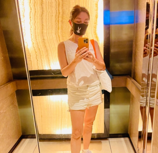 記得《倚天屠龍記》的小昭嗎？婚後隱退3年，如今44歲成舞蹈老師