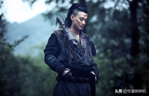 十年龍套無人識，一句加錢天下知，週一圍經歷了什麼？