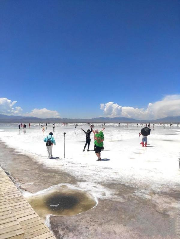 中國的天空之鏡，人一生要去的55個地方之一一茶卡鹽湖