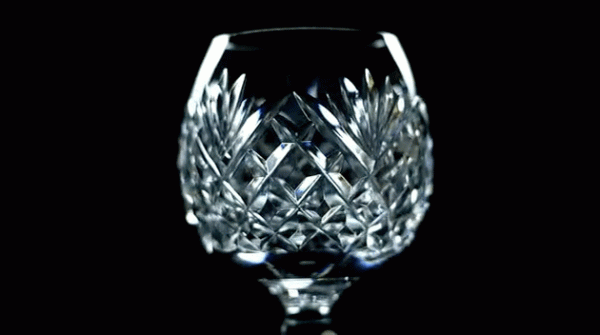 華為將藝術裝進“寶盒”，將鎏光收入囊中