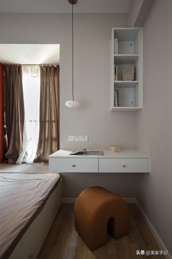 她家不豪華，可一進門就把我迷住，全屋只刷漆就已經很美了！曬曬