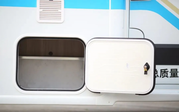 賽德房車課堂# 男人買房車一般先看儲物空間是為什麼? 賽德房車課堂# 男人買房車一般先看儲物空間是為什麼?