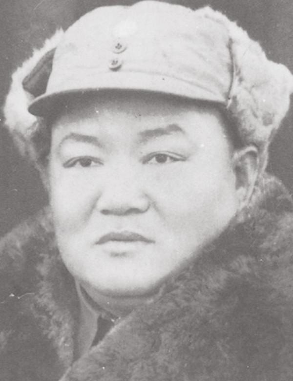 哨兵攔住毛主席,報告上級:一姓毛的在門外,這個哨兵後來如何? 哨兵攔住毛主席,報告上級:一姓毛的在門外,這個哨兵後來如何?