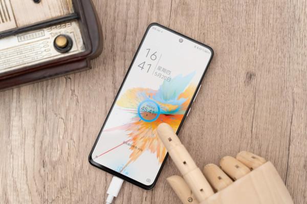 6400萬雙主攝+驍龍888，價格降至2498起，網友：不考慮紅米了