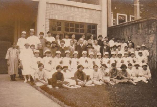 中國第一位女留學生,美國總統羅斯福為她給袁世凱寫信 中國第一位女留學生,美國總統羅斯福為她給袁世凱寫信