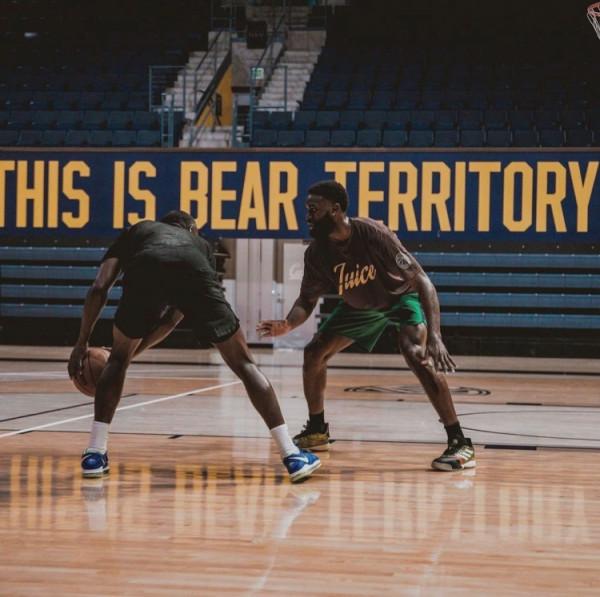 杰倫-布朗曬回母校加州大學伯克利分校球館訓練照