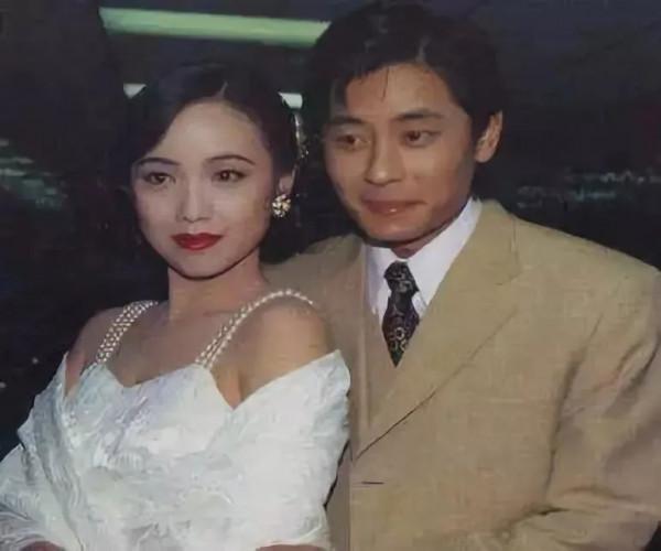 “離婚後至今單身”的8位男星，2人無兒無女，最長的已單身43年了