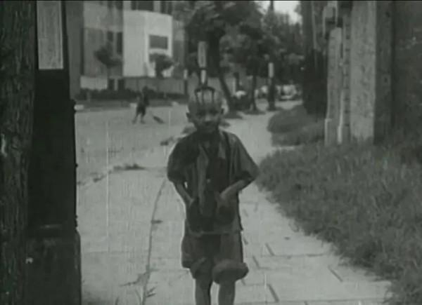 老電影（0466）《三毛流浪記》崑崙影業公司（1949）電影劇照欣賞