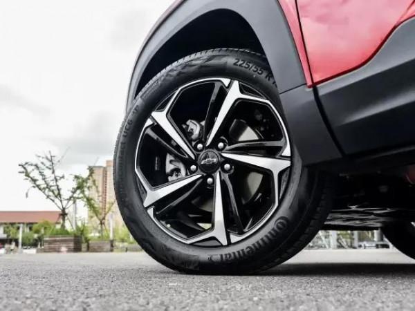 被低估的雪佛蘭創界，入門就有165馬力，四驅被迫跌至14萬元