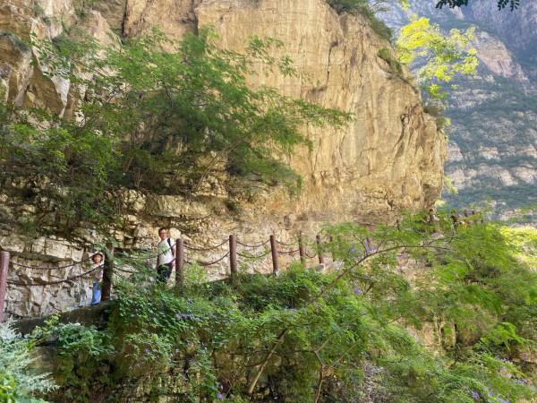 大渡河畔懸崖村,遠嫁的姑娘,到死也沒能下山回孃家(川滇藏4) 大渡河畔懸崖村,遠嫁的姑娘,到死也沒能下山回孃家(川滇藏4)