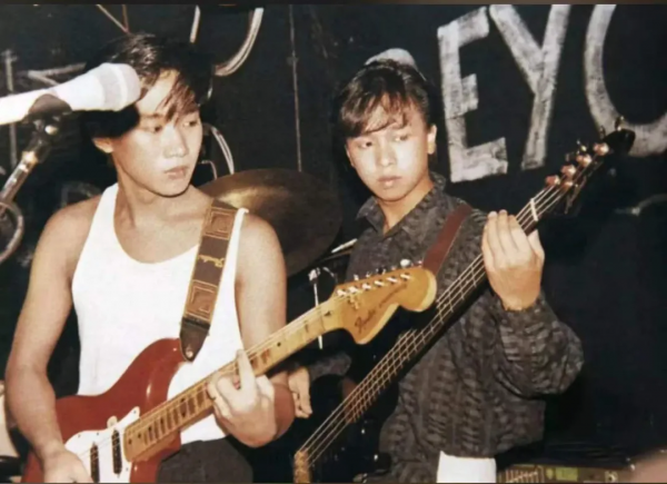 黃家駒：我喜歡你，喜歡你那動人的雙眼，迷人的笑聲