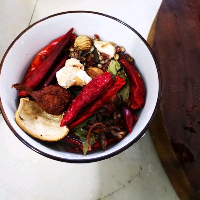 自從學會家常炒兔子，我就不想再吃外賣了