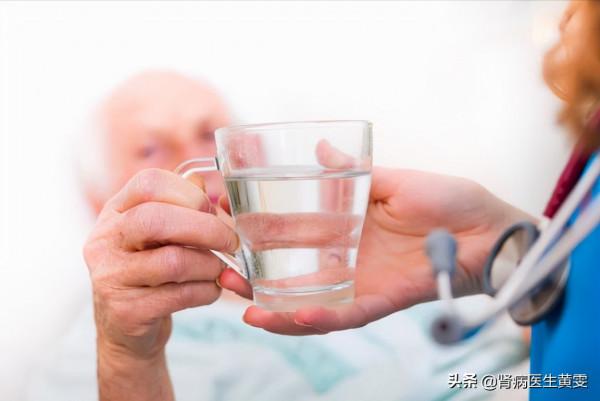 多喝水到底是養腎還是給腎臟增添負擔? 多喝水到底是養腎還是給腎臟增添負擔?