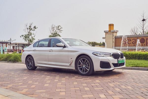 【X自駕】開寶馬5系插混，打卡秦皇島海岸，帆船、動漫任你玩