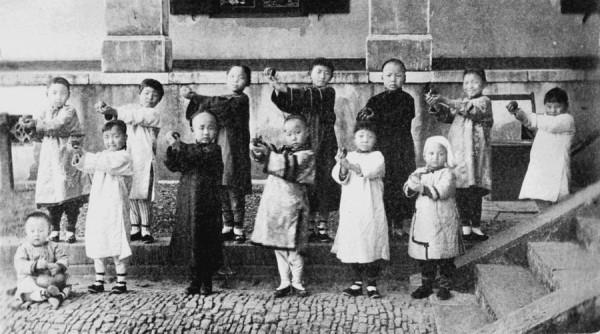 難得一見！一組100年前的中國舊照，你見過幾張？