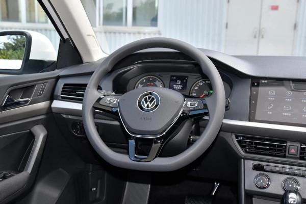 體驗2022款全新朗逸，自動擋12&period;49萬起，配置再升級，家用挺合適