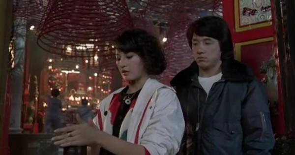 36歲嫁入豪門,6年後被曝出軌“乾兒子”,前夫的話讓她身敗名裂 36歲嫁入豪門,6年後被曝出軌“乾兒子”,前夫的話讓她身敗名裂